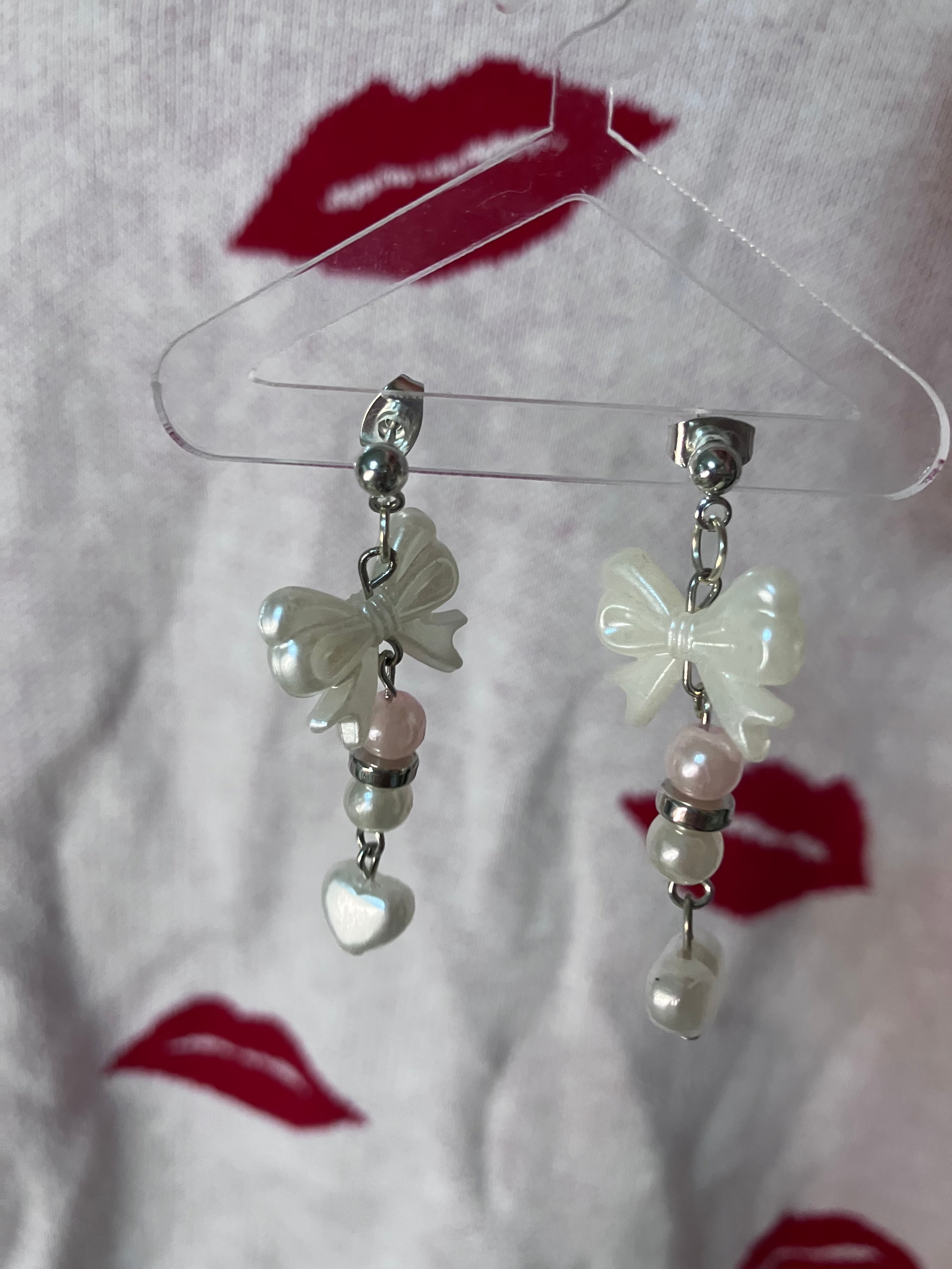 Valentine’s Day bow earrings (limited edition)