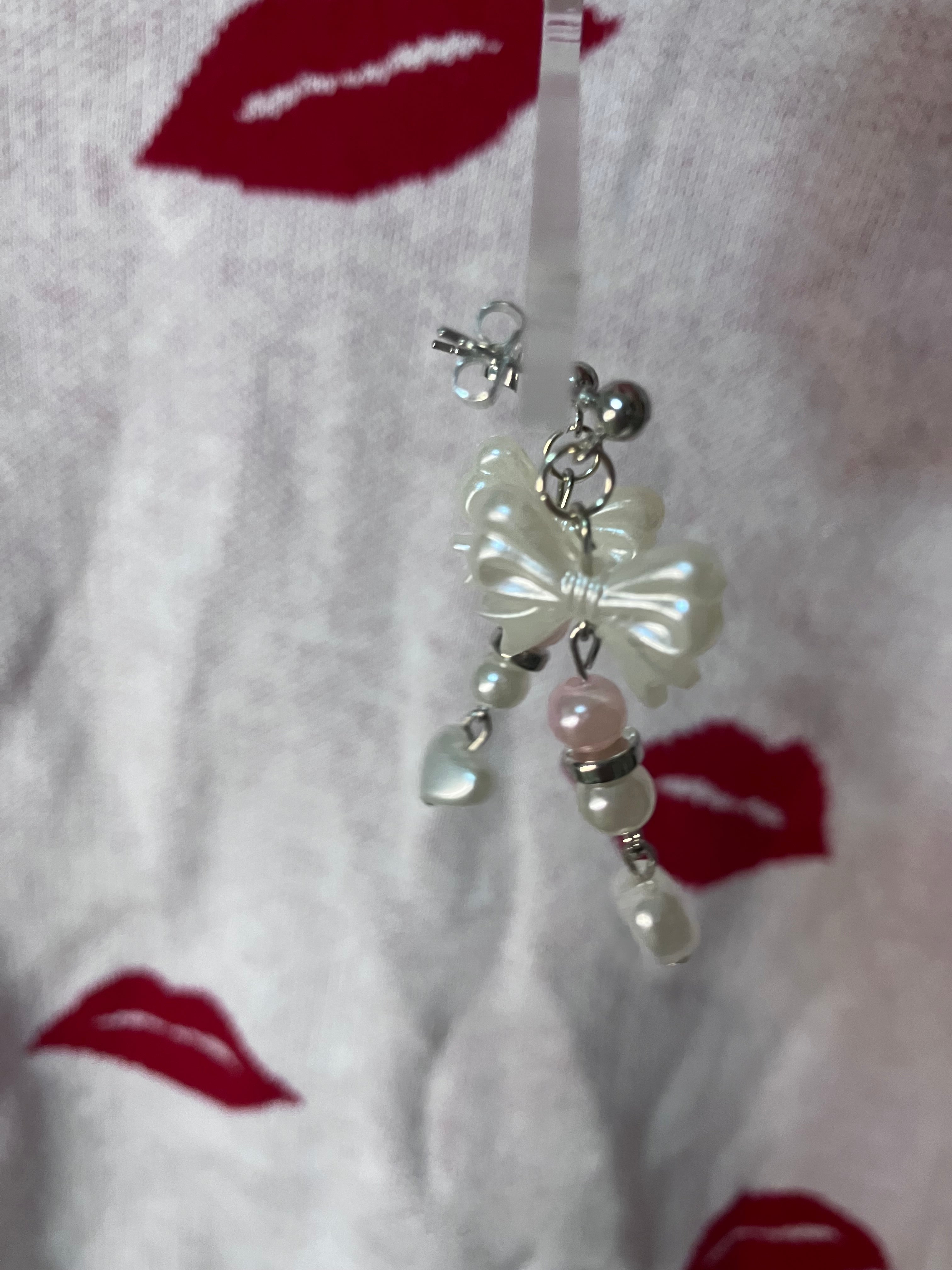 Valentine’s Day bow earrings (limited edition)