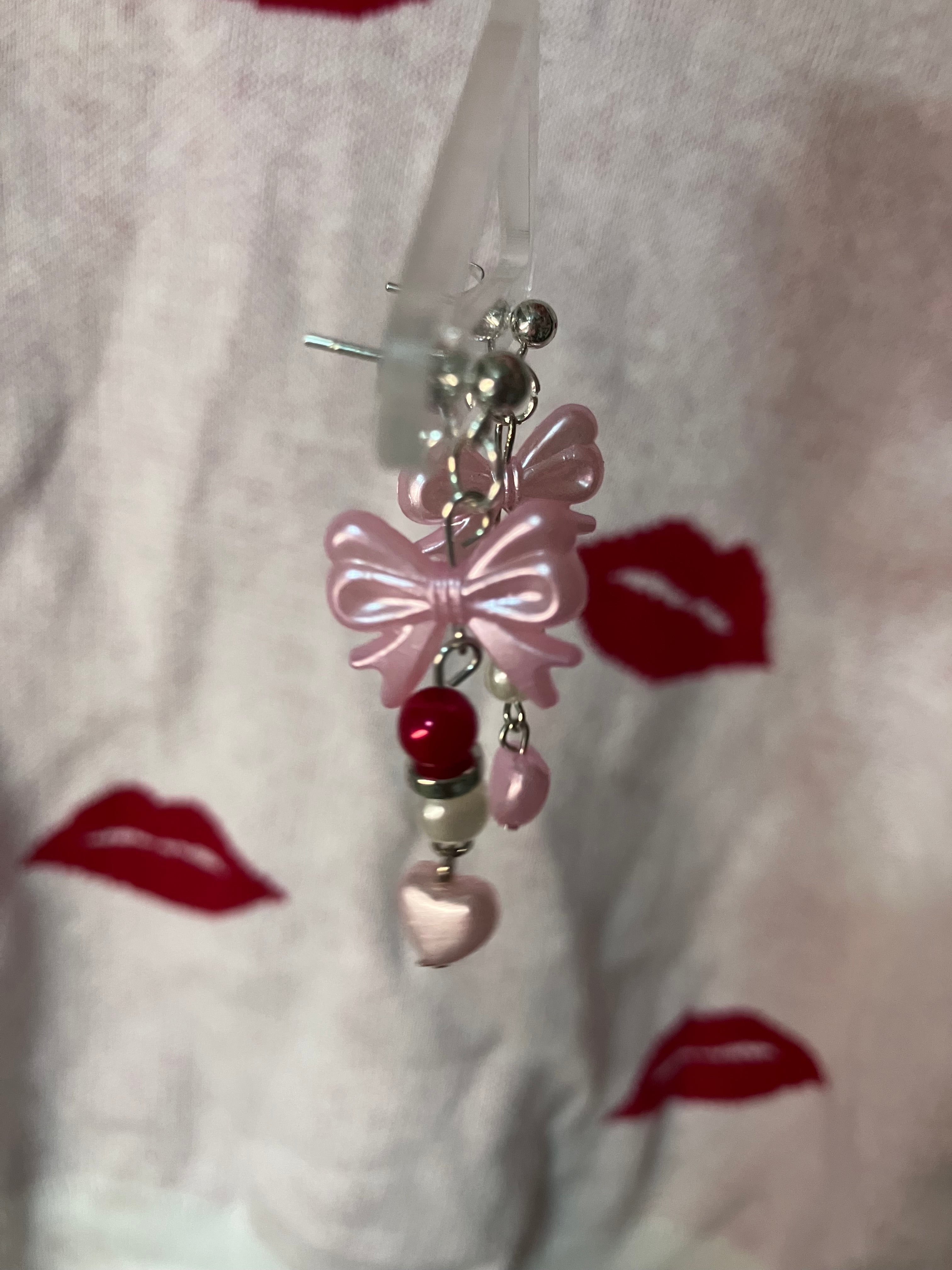 Valentine’s Day bow earrings (limited edition)